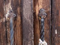 Griffe an Kapellentür